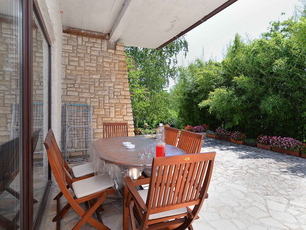 Ferienwohnung mit Terrasse
