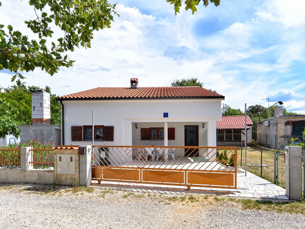 Ferienwohnung mit Klimaanlage und Terrasse