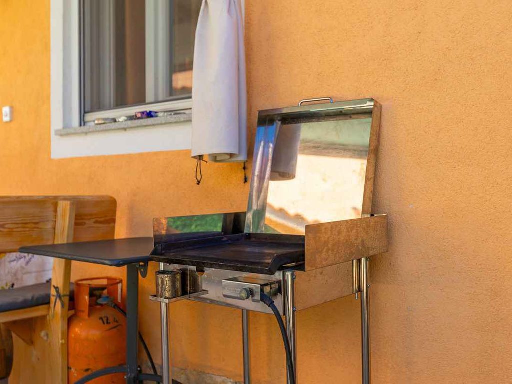 Ferienwohnung mit Klimaanlage und Pool