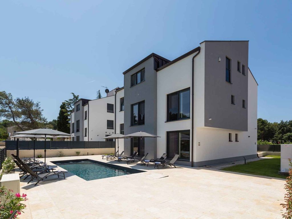 Ferienwohnung mit Pool zur gemeinsamen Nutzung
