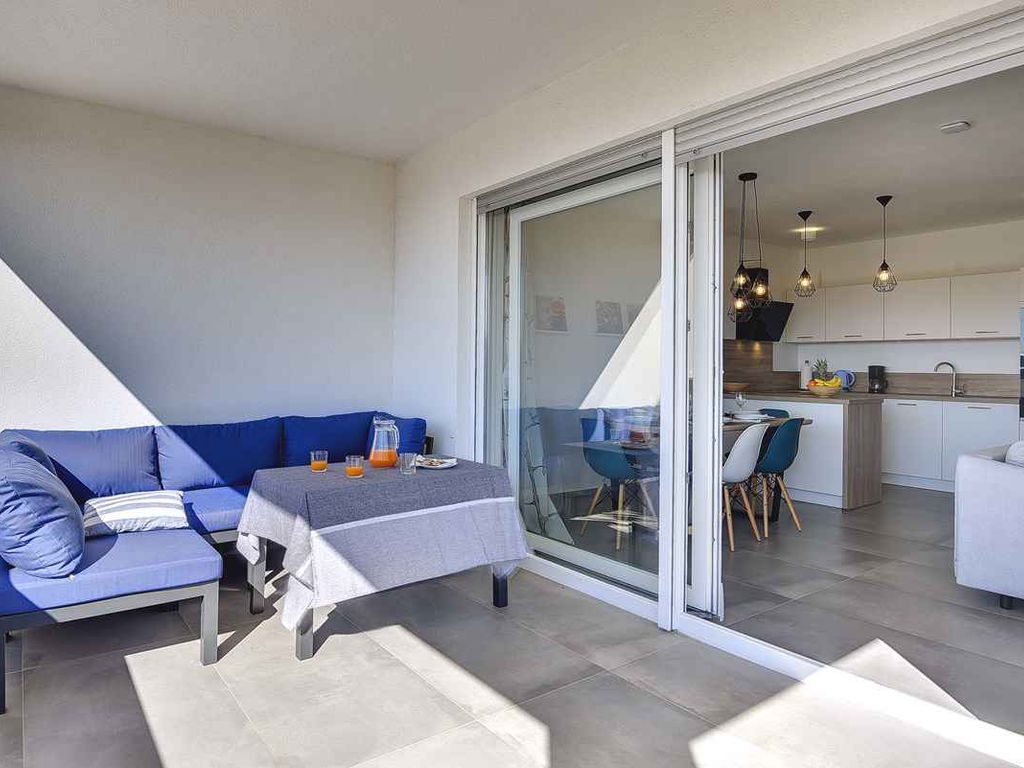 Ferienwohnung mit Klimaanlage und Meerblick