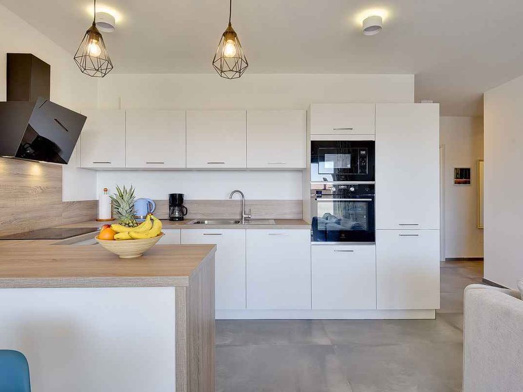 Ferienwohnung mit Klimaanlage und Meerblick