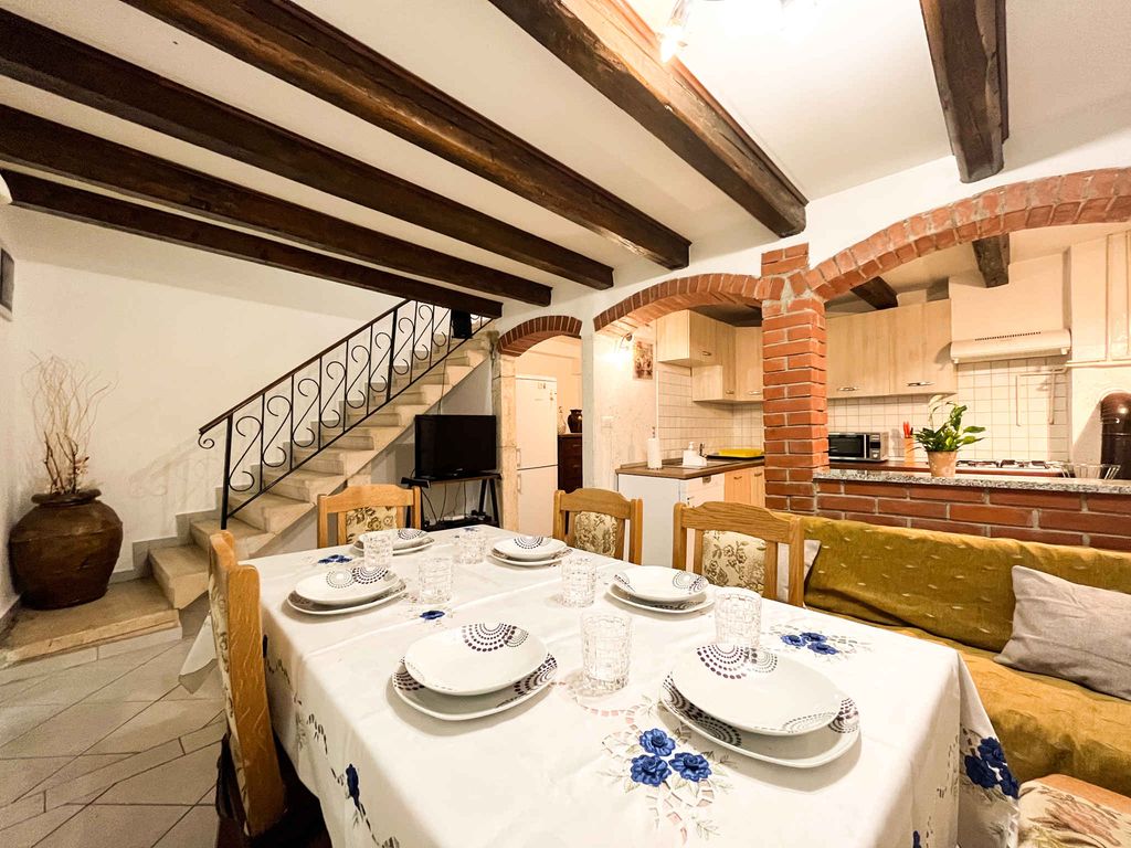 Ferienhaus in istrischem Dorf und ruhiger Lage