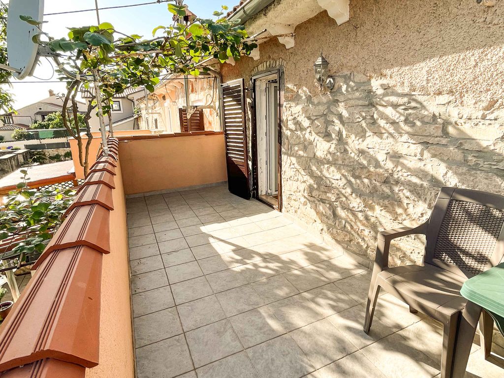 Ferienhaus in istrischem Dorf und ruhiger Lage