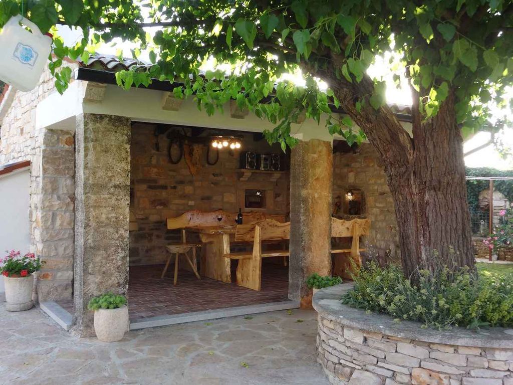 Ferienhaus mit Terrasse und Klimaanlage