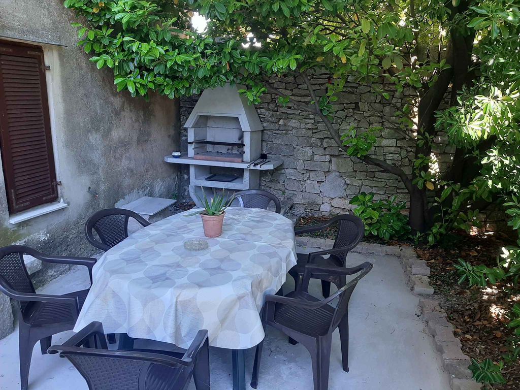 Ferienhaus mit großem Garten