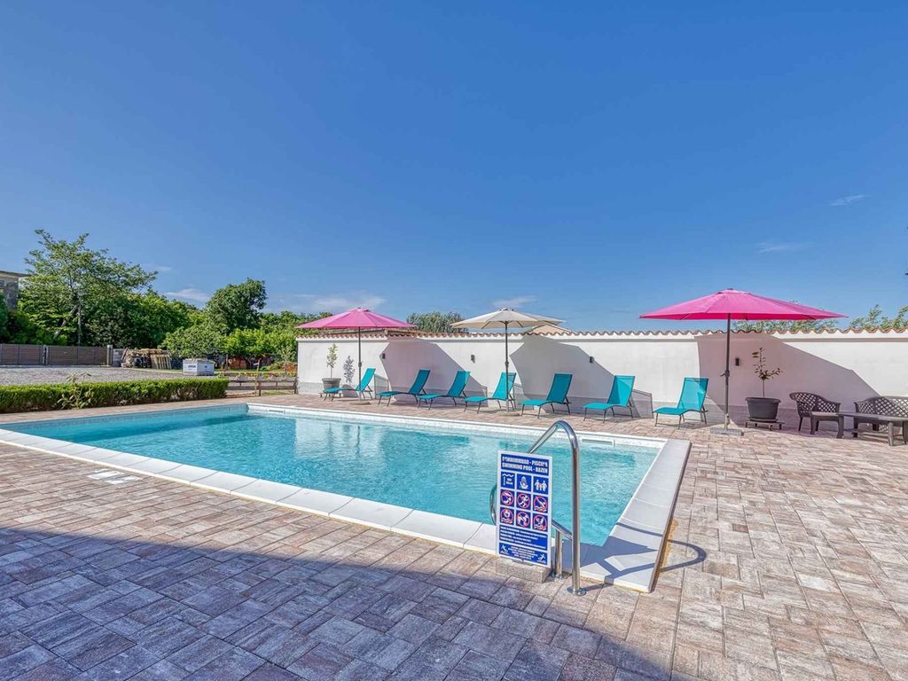 Ferienwohnung mit Pool