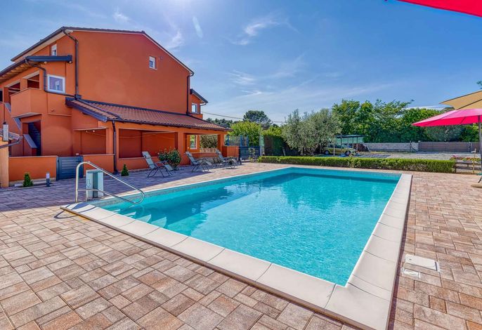 Ferienwohnung mit Pool