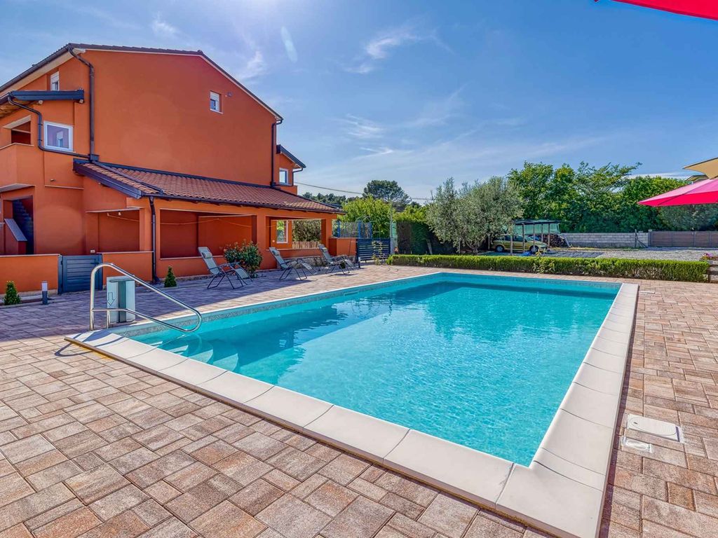 Ferienwohnung mit Pool