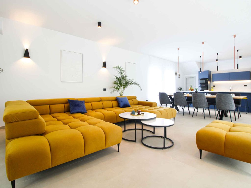 Ferienhaus mit Klimaanlage und Pool