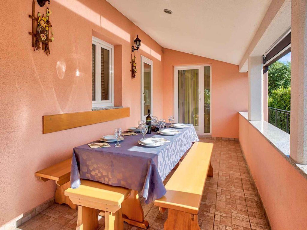 Ferienhaus mit Pool und für Hundefreunde geeignet