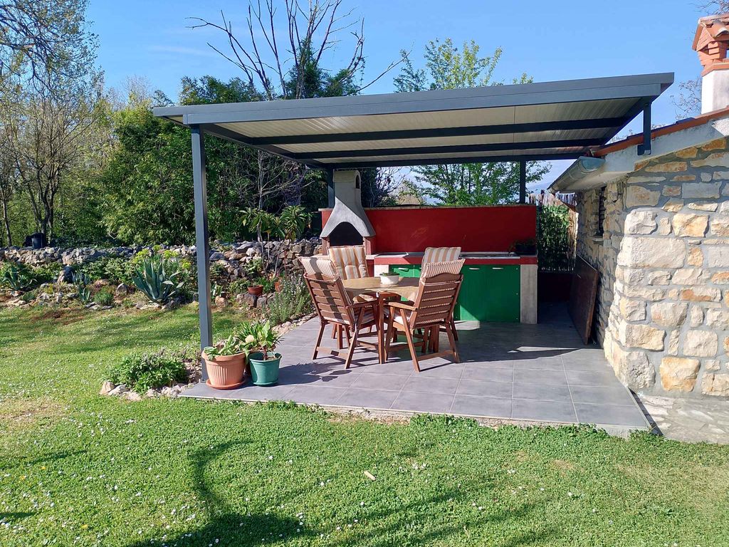 Ferienhaus in der Natur und ruhiger Lage