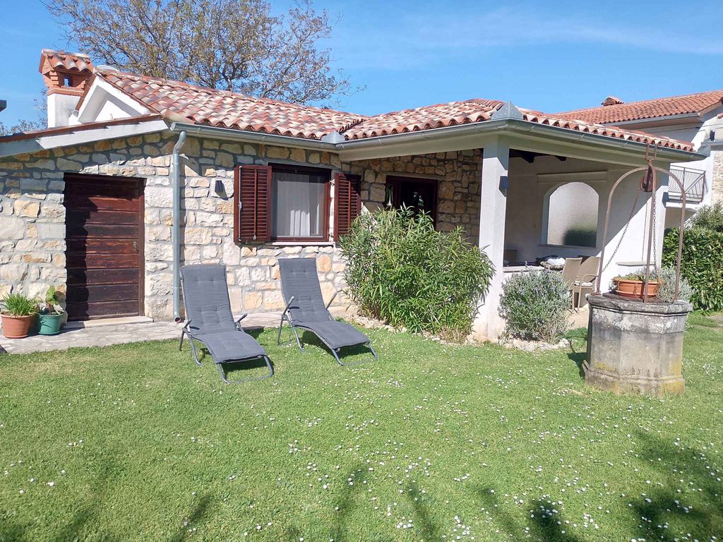 Ferienhaus in der Natur und ruhiger Lage