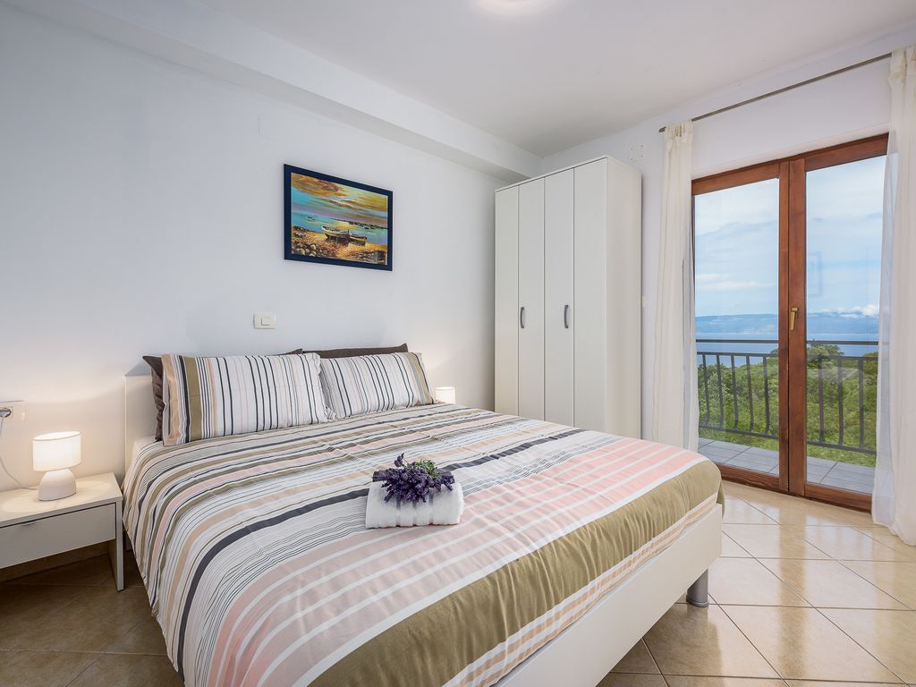 Ferienwohnung mit Meerblick, Swimmingpool und Whirlpool