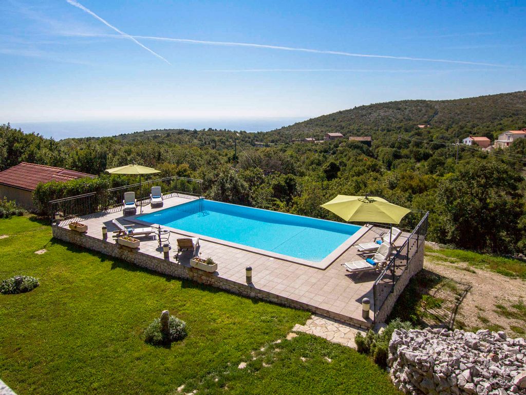 Ferienhaus mit Balkon für 3 Personen