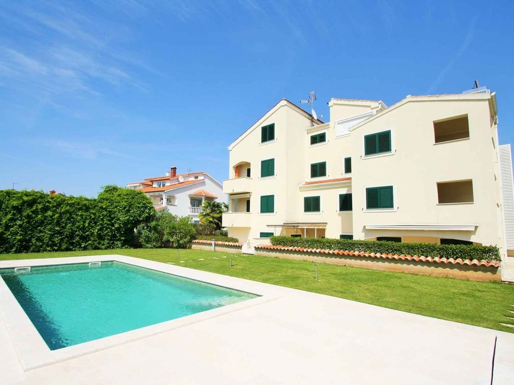 Ferienwohnung mit Klimaanlage und Pool