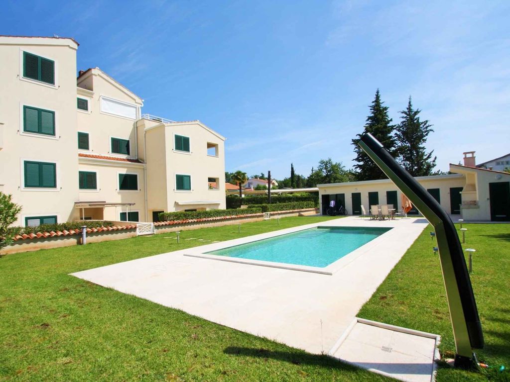 Ferienwohnung mit Klimaanlage und Pool