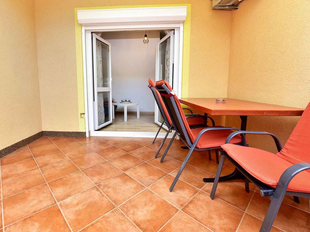 Ferienwohnung mit Außenpool