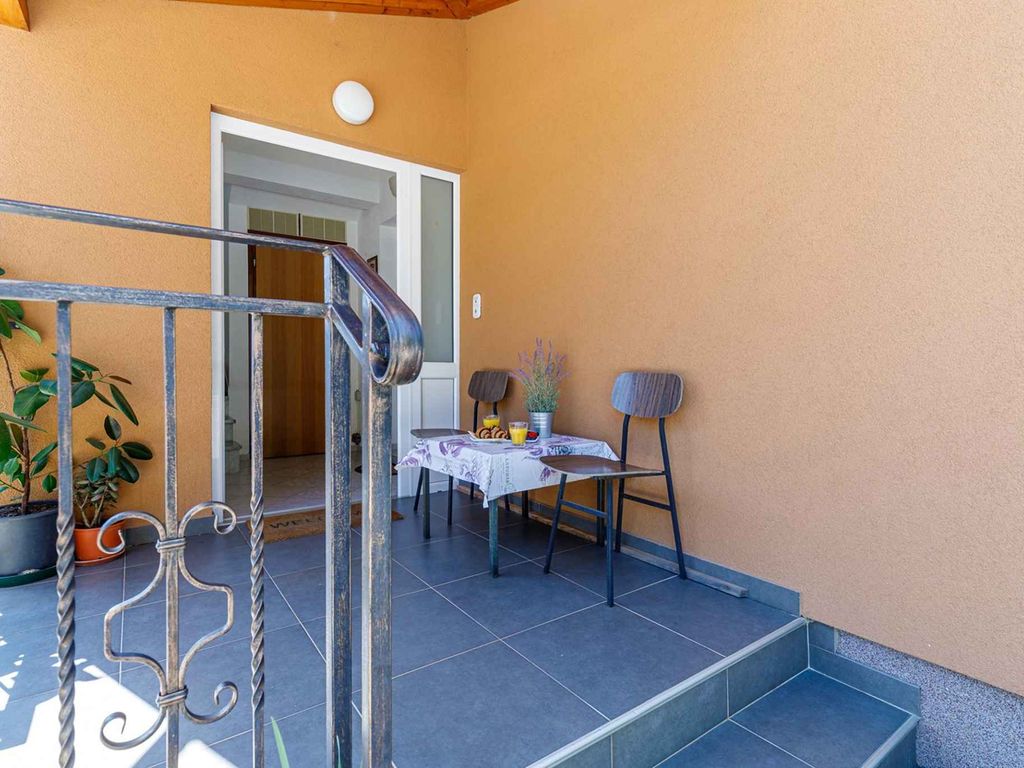 Ferienwohnung mit Aussenpool