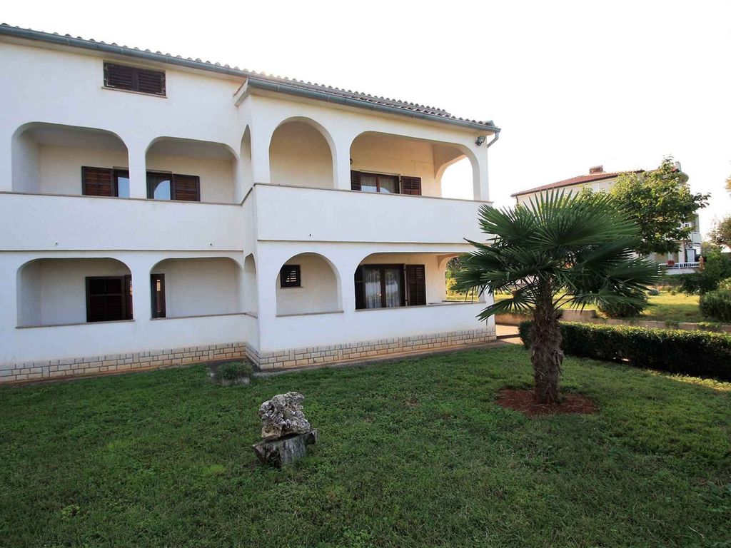 Ferienwohnung mit Terrasse