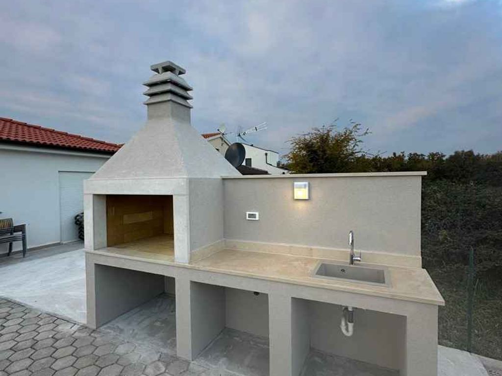 Charmante Villa Frontera in Nova Vas mit privatem Pool für 6 Personen