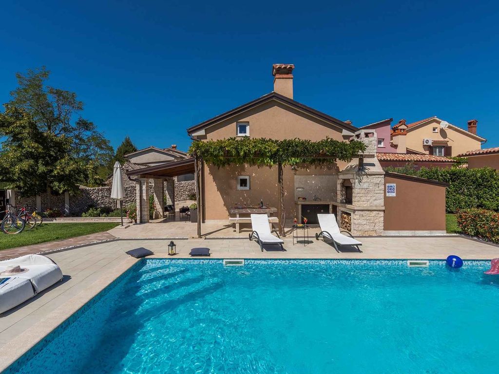 Villa mit Privatpool