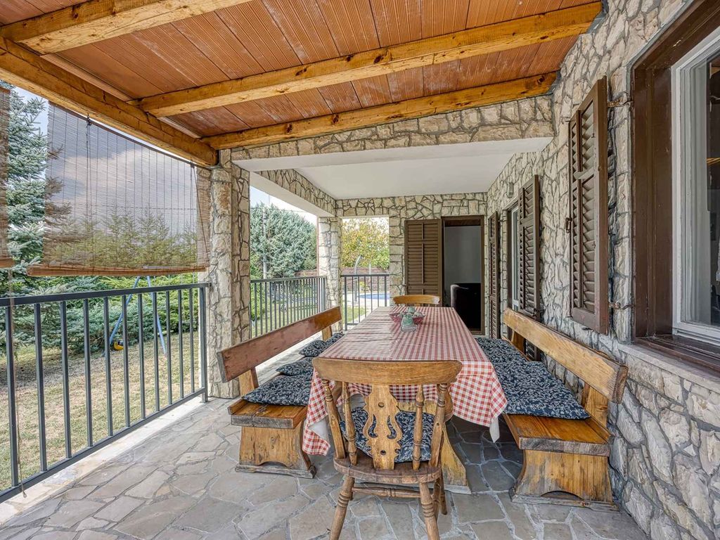 Villa mit Privatpool