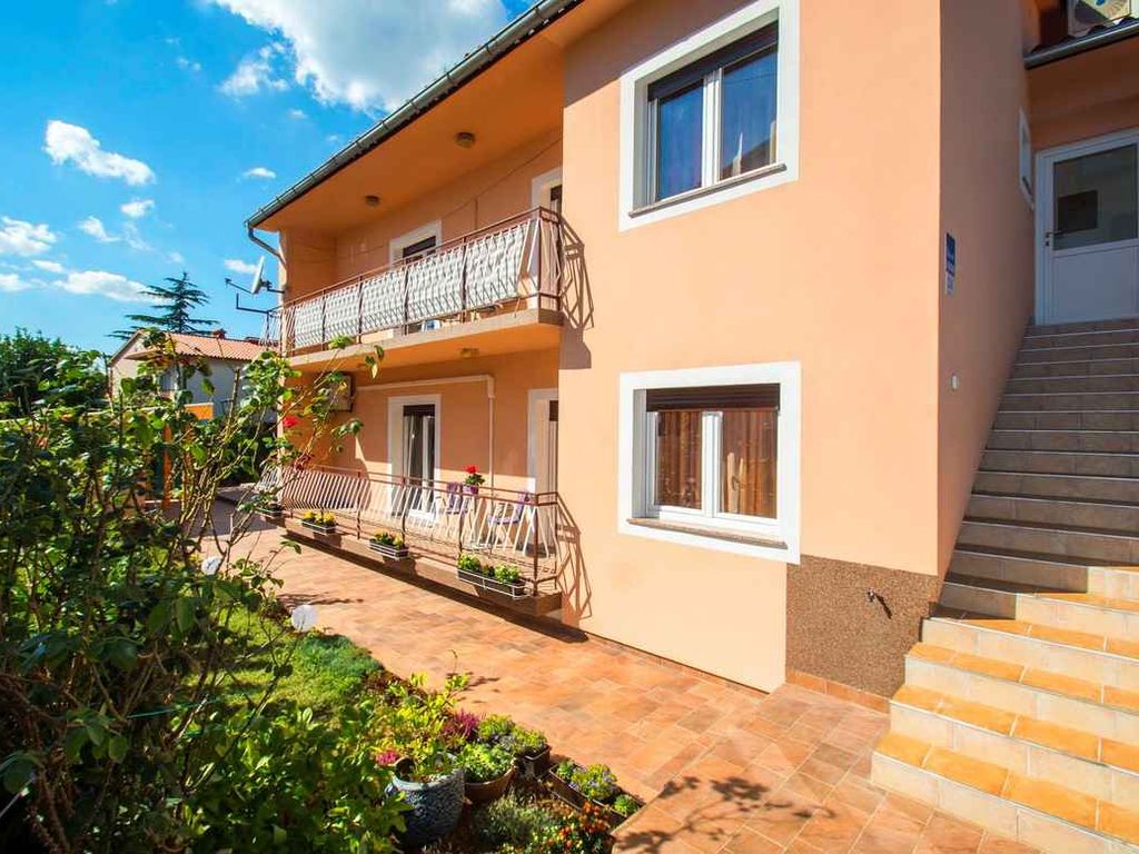 Ferienhaus mit Klimaanlage und Pool
