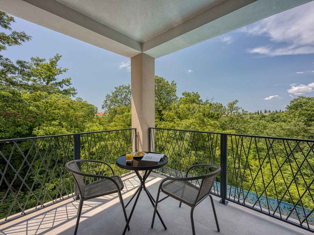 Das modern gestaltete Ferienhaus bietet Ihnen ein luxuriöses Erlebnis und den perfekten Ort zum Entspannen und Genießen