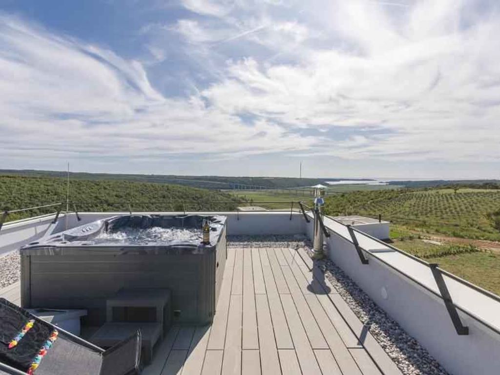 Villa mit Klimaanlage und Pool