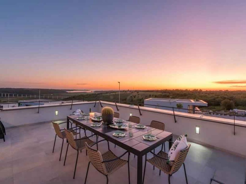 Villa mit Klimaanlage und Pool