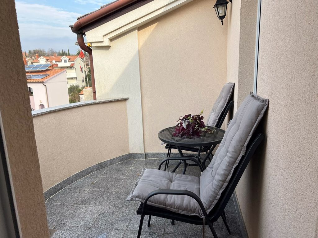 Ferienwohnung mit Balkon und Grill
