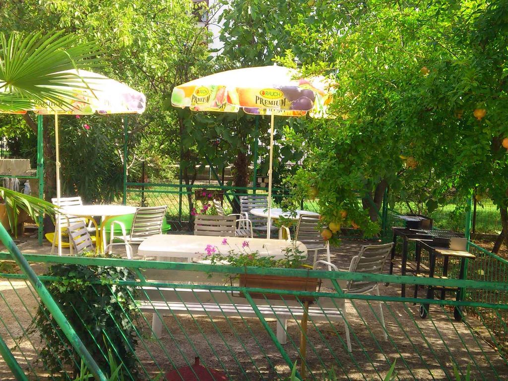 Ferienwohnung mit Terrasse und Klimaanlage