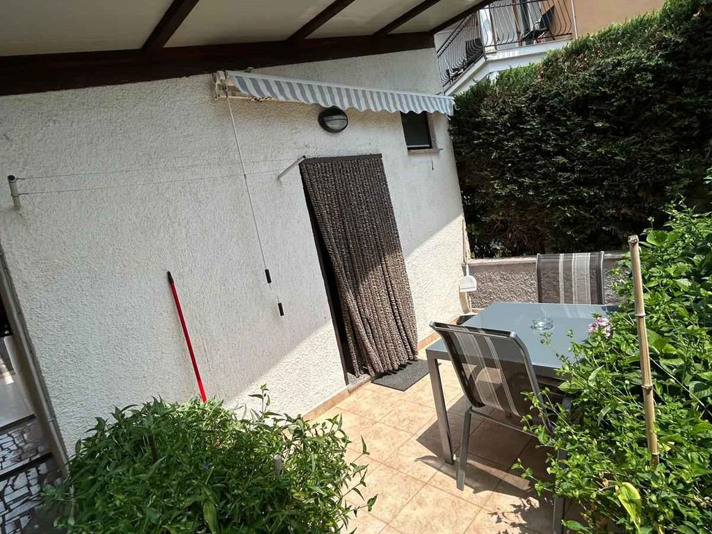 Ferienwohnung in ruhiger Lage mit Garten