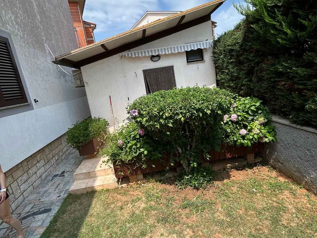 Ferienwohnung in ruhiger Lage mit Garten