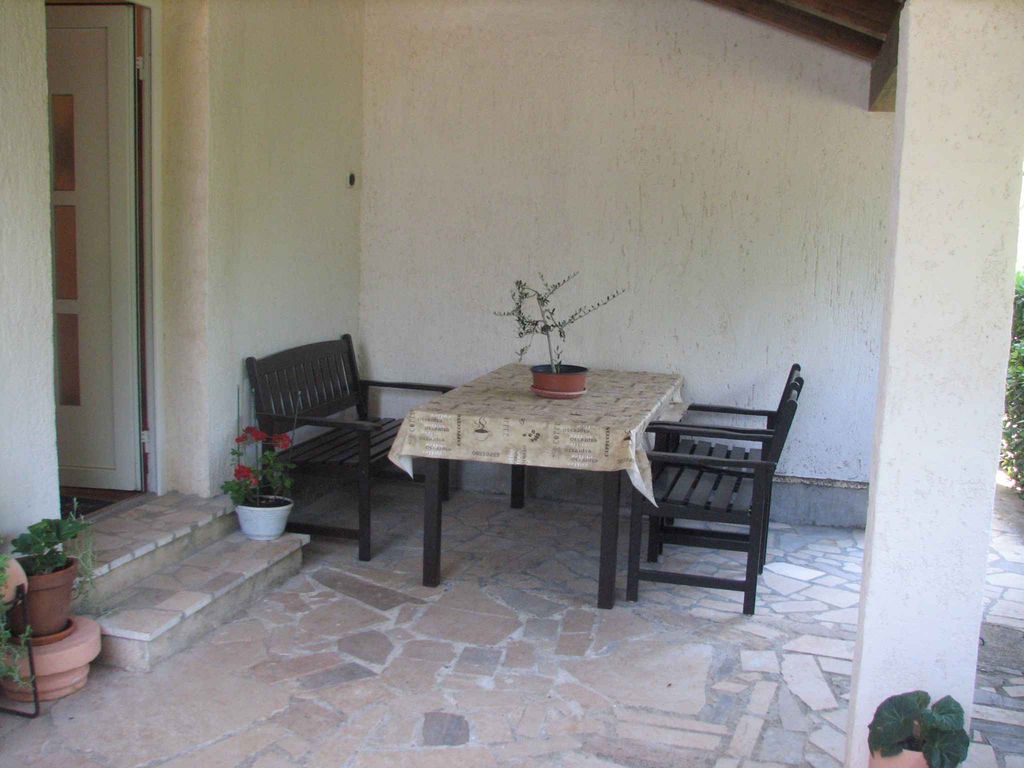 Ferienwohnung mit schönem Garten