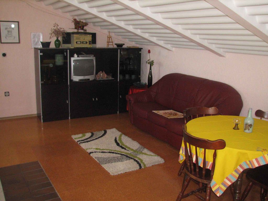 Ferienwohnung mit schönem Garten