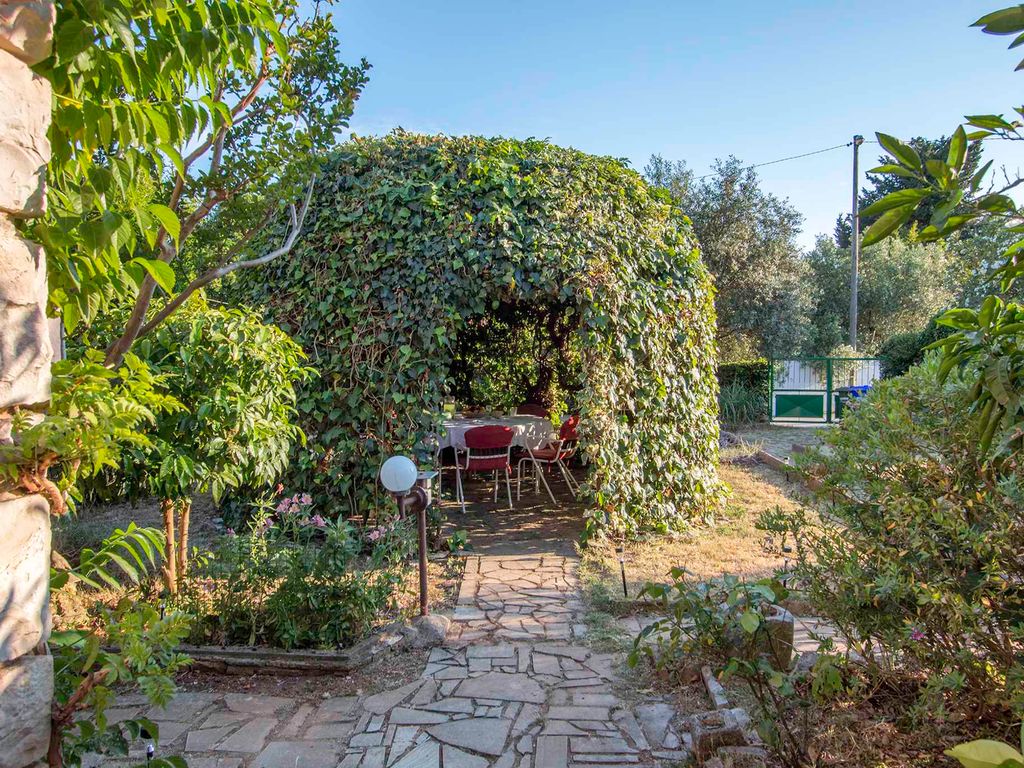 Ferienwohnung mit Balkon und Garten zur gemeinsamen Nutzung