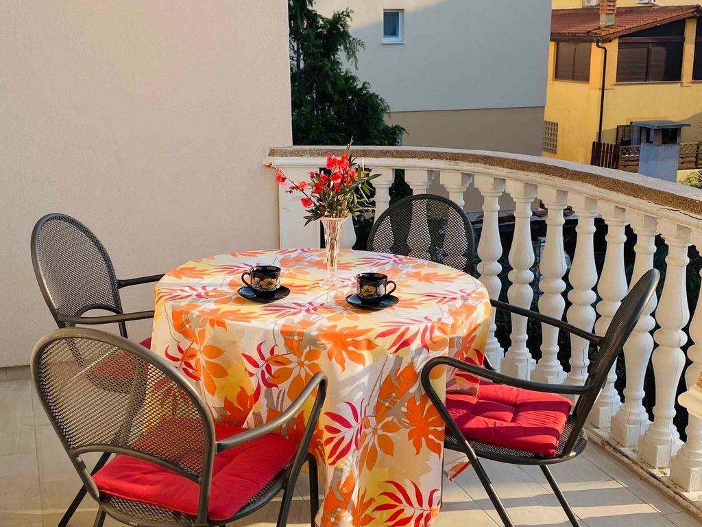Ferienwohnung mit Balkon und Gartennutzung