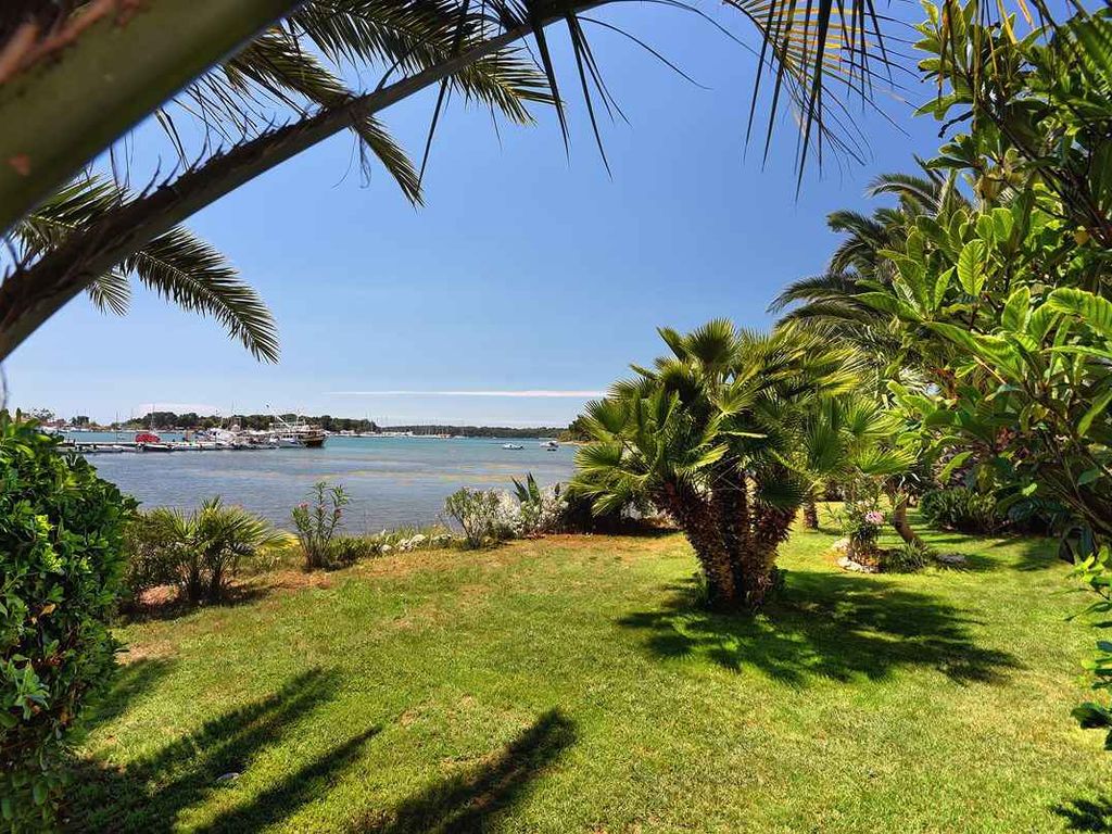 Studio mit Terrasse und Meerblick