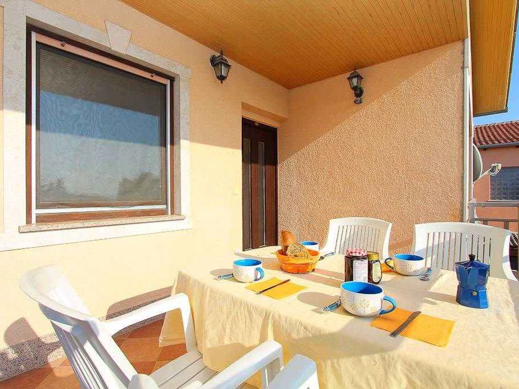 Ferienwohnung mit Balkon, Grill und WLAN