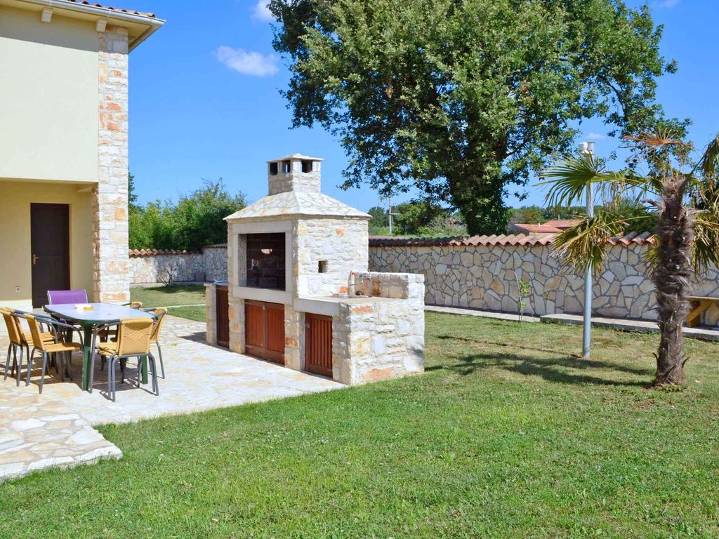 Ferienhaus mit Pool