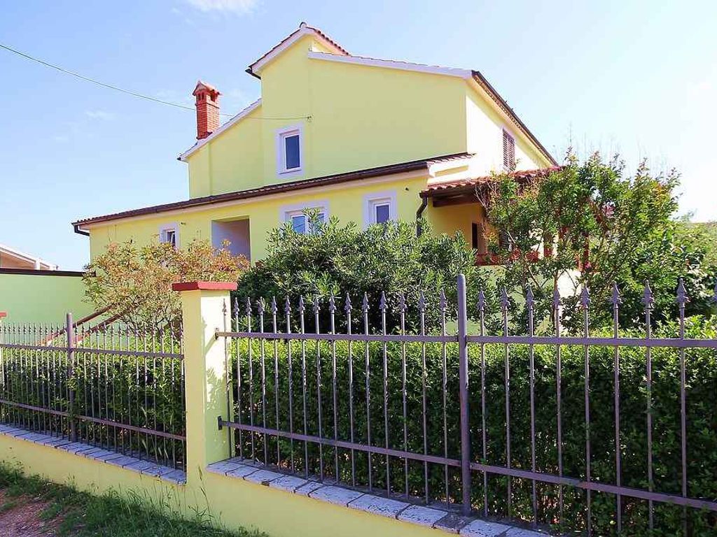 Ferienwohnung mit Terrasse