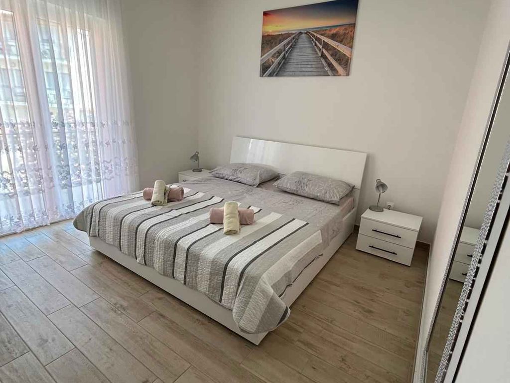 Ferienwohnung mit großer Terrasse und SAT-TV