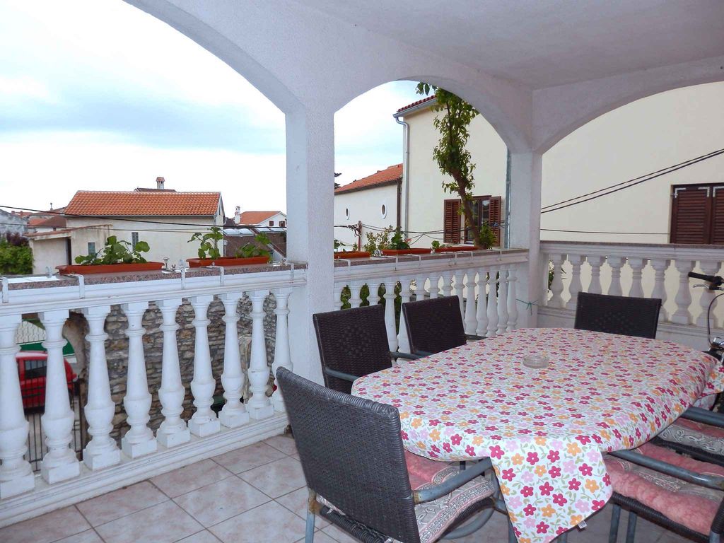 Ferienwohnung mit Pool und Grillmöglichkeit