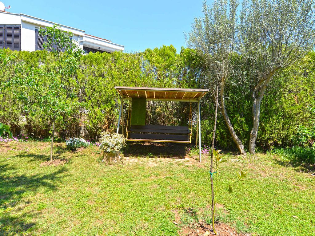 Ferienwohnung mit Terrasse und Klimaanlage