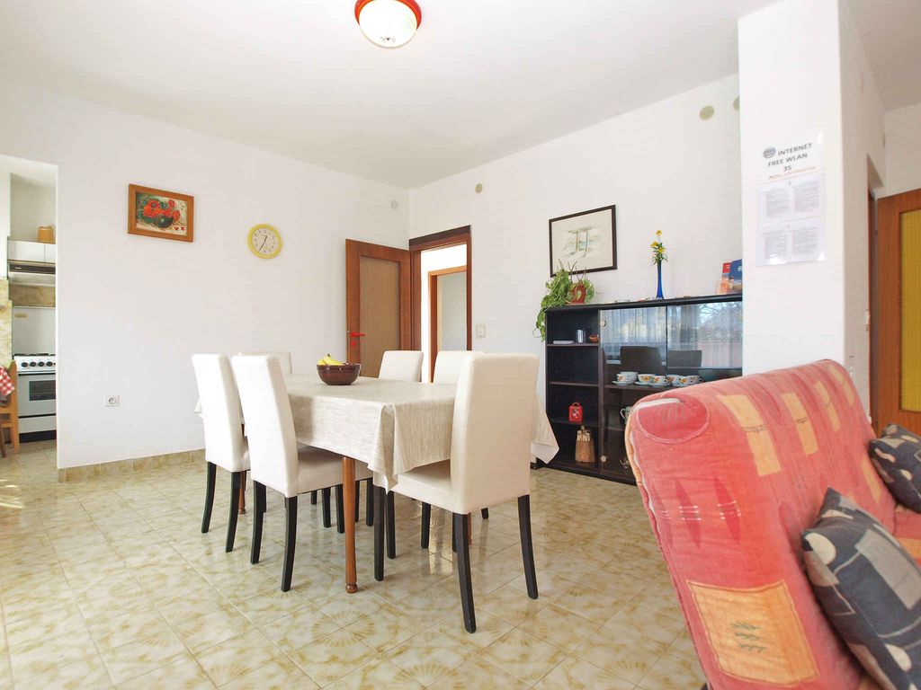 Ferienwohnung mit Terrasse und Klimaanlage