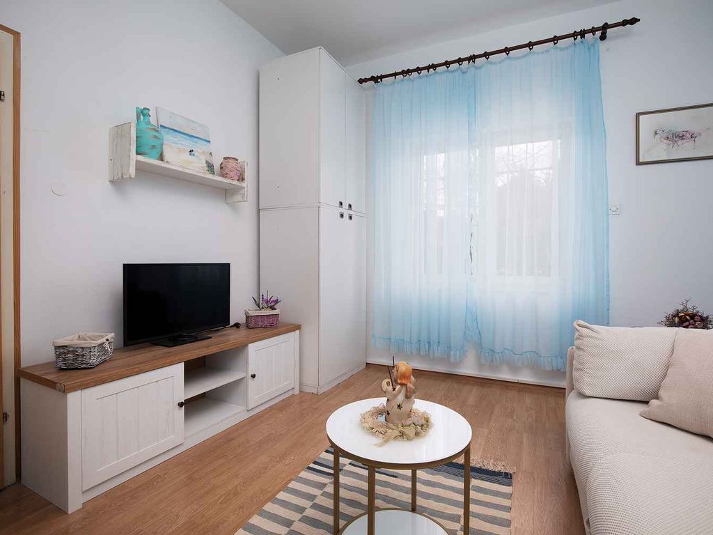 Ferienwohnung mit großer Terrasse in Strandnähe