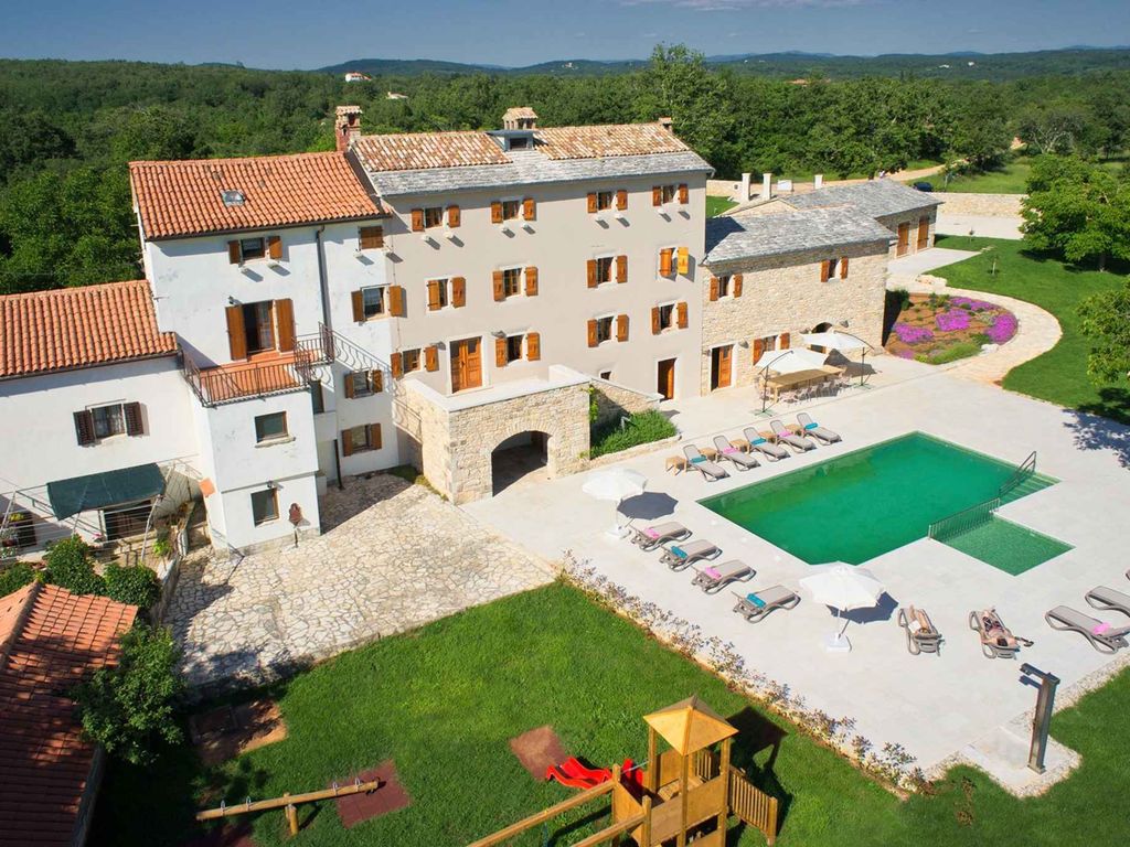 FerienHaus mit Pool