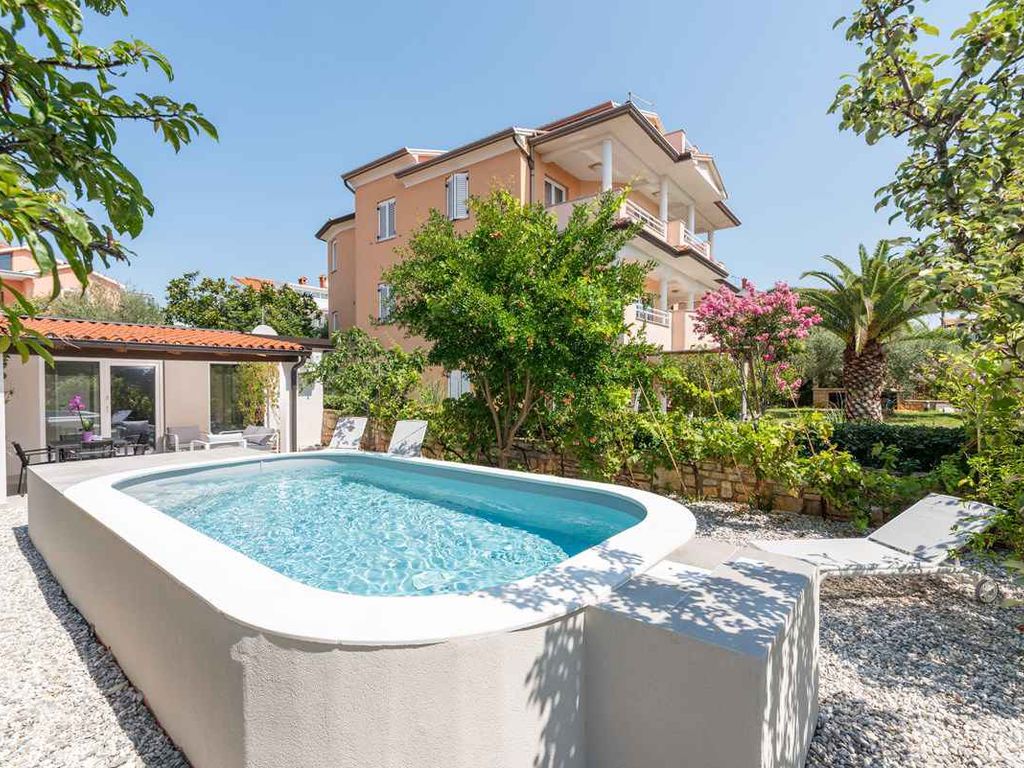 Ferienhaus mit Klimaanlage und Pool